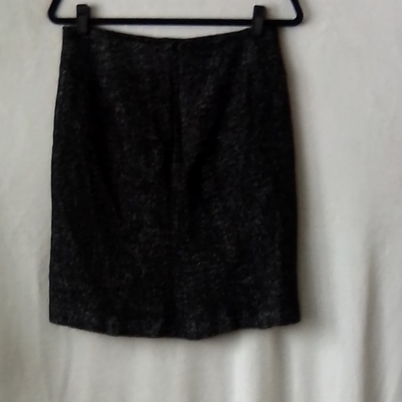 ANN Taylor Wool and Rayon Black Skirt - Picture 3 of 5